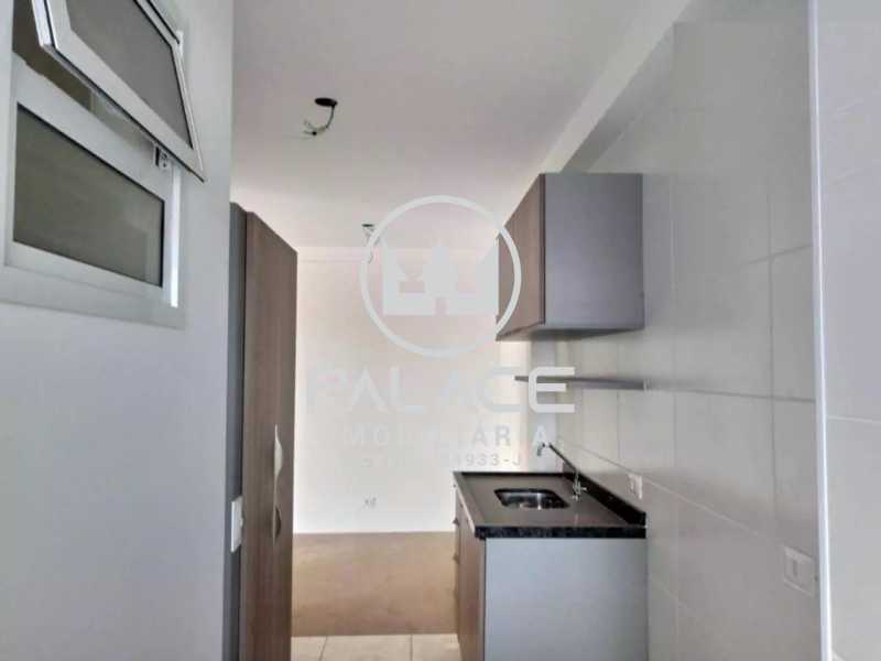 Apartamento à venda com 2 quartos, 66m² - Foto 3