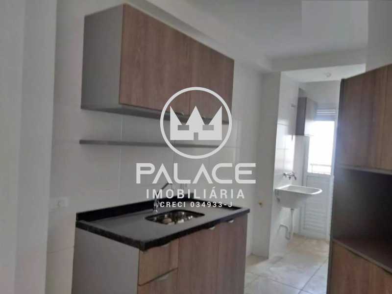 Apartamento à venda com 2 quartos, 66m² - Foto 2