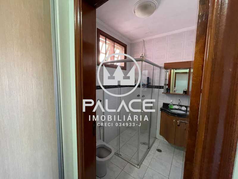 Casa à venda com 3 quartos, 209m² - Foto 14