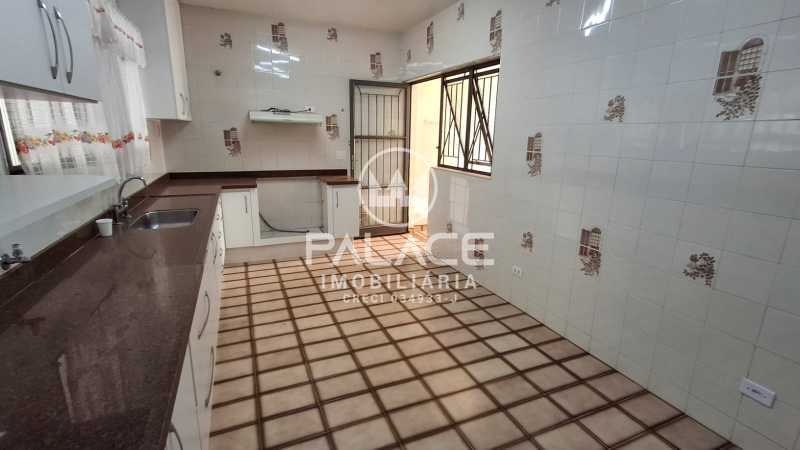 Casa à venda com 3 quartos, 134m² - Foto 10