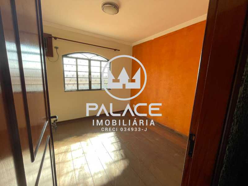 Casa Comercial à venda com 5 quartos, 343m² - Foto 16