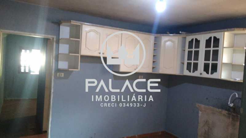 Casa à venda com 3 quartos, 140m² - Foto 1