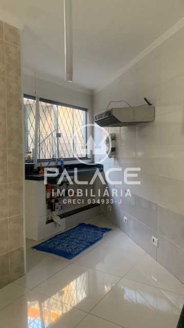 Casa para alugar com 2 quartos, 250m² - Foto 14