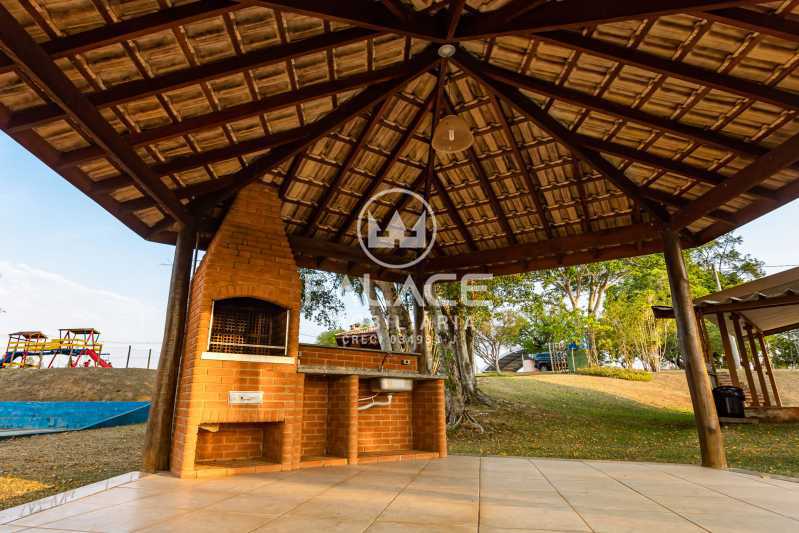 Casa de Condomínio à venda com 4 quartos, 230m² - Foto 20