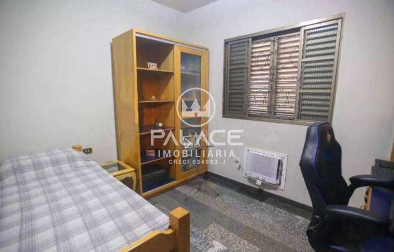 Casa à venda com 3 quartos, 186m² - Foto 4