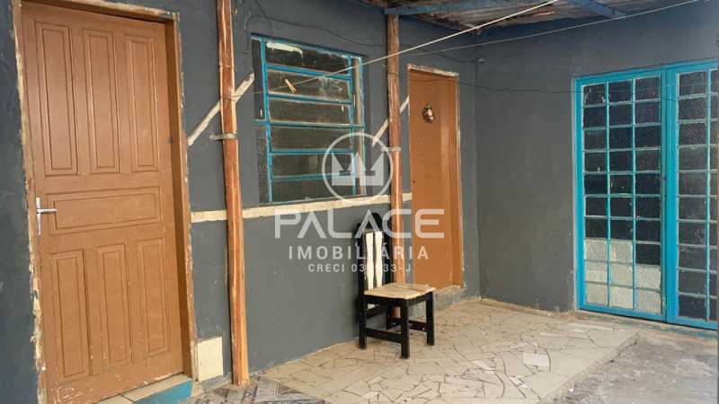 Casa para alugar com 2 quartos, 150m² - Foto 4