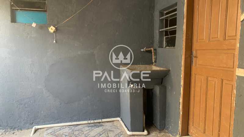 Casa para alugar com 2 quartos, 150m² - Foto 12