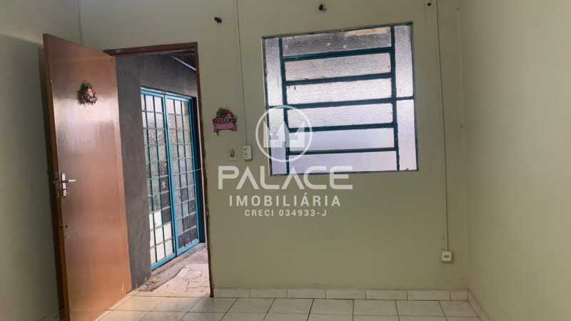 Casa para alugar com 2 quartos, 150m² - Foto 2