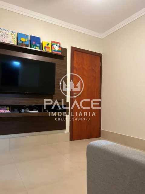 Casa à venda com 3 quartos, 205m² - Foto 2