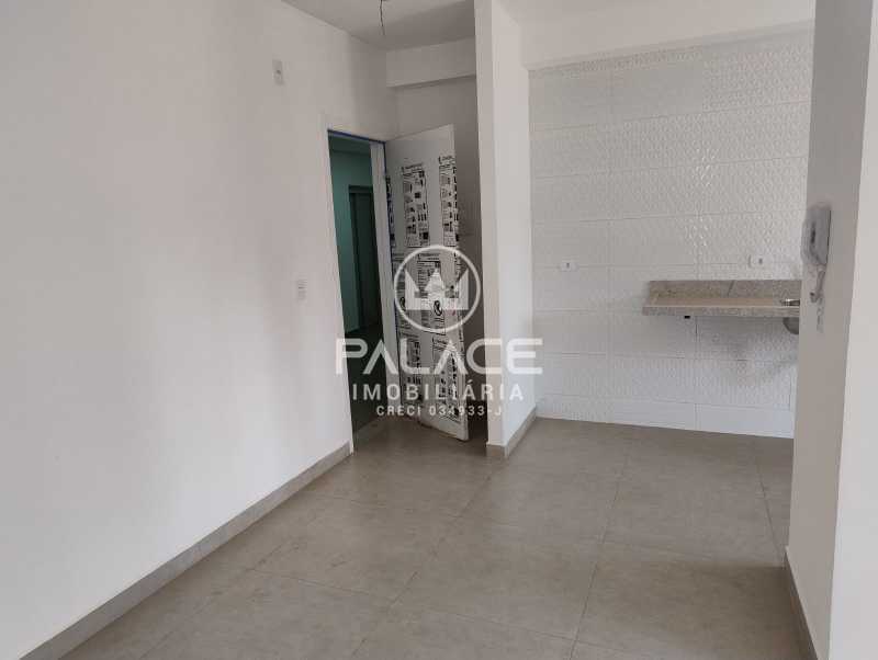 Apartamento à venda com 2 quartos, 74m² - Foto 2