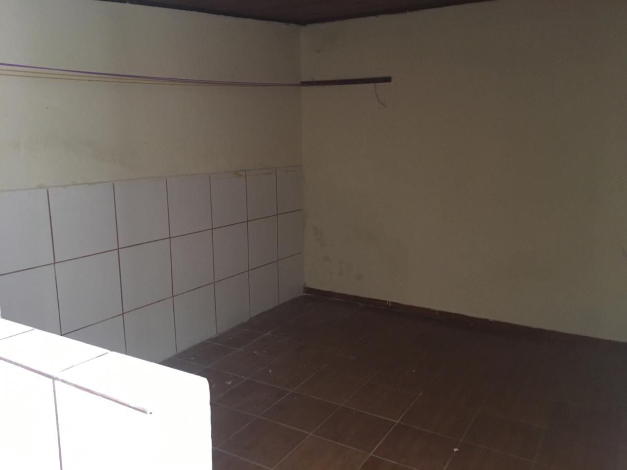 Casa para alugar com 2 quartos, 90m² - Foto 10