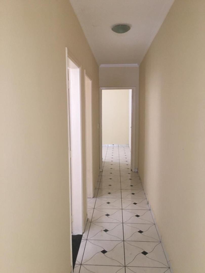 Casa para alugar com 2 quartos, 90m² - Foto 4