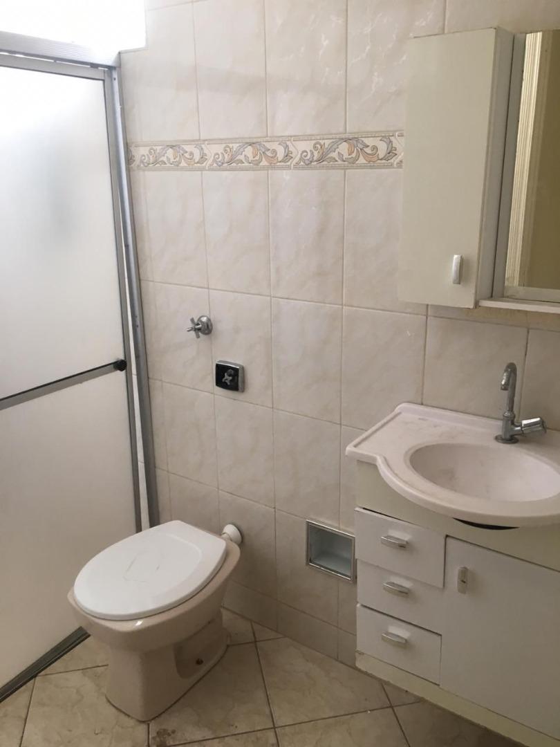 Casa para alugar com 2 quartos, 90m² - Foto 7