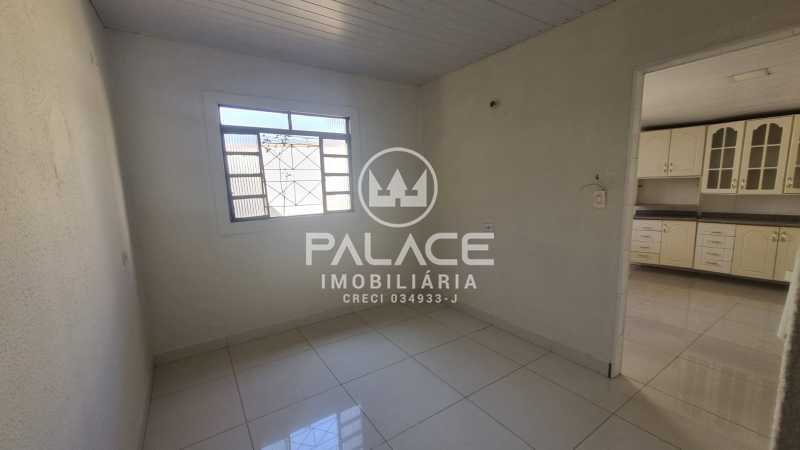 Casa à venda com 3 quartos, 74m² - Foto 13