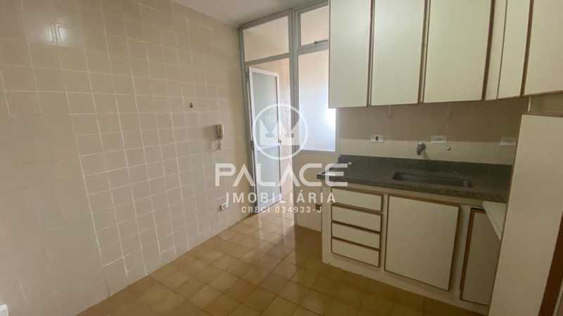 Apartamento à venda com 2 quartos, 77m² - Foto 17