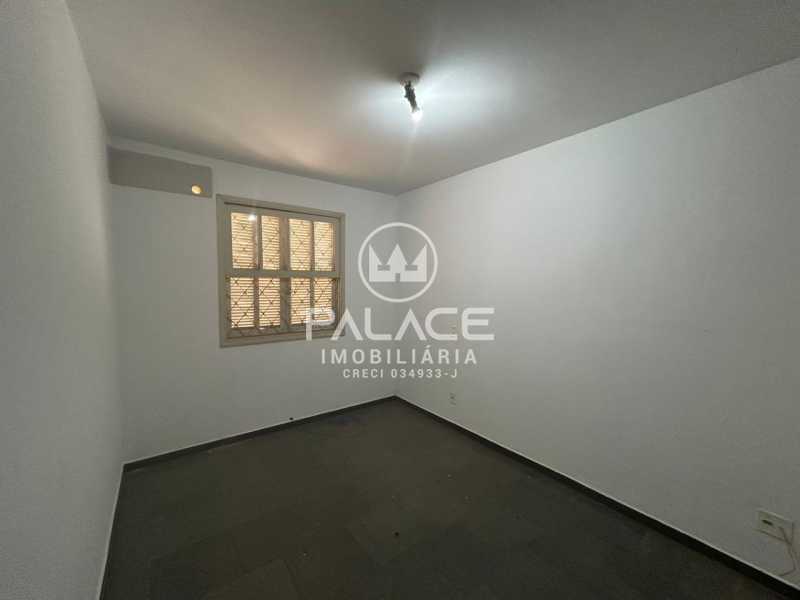 Casa Comercial para alugar com 1 quarto, 117m² - Foto 9