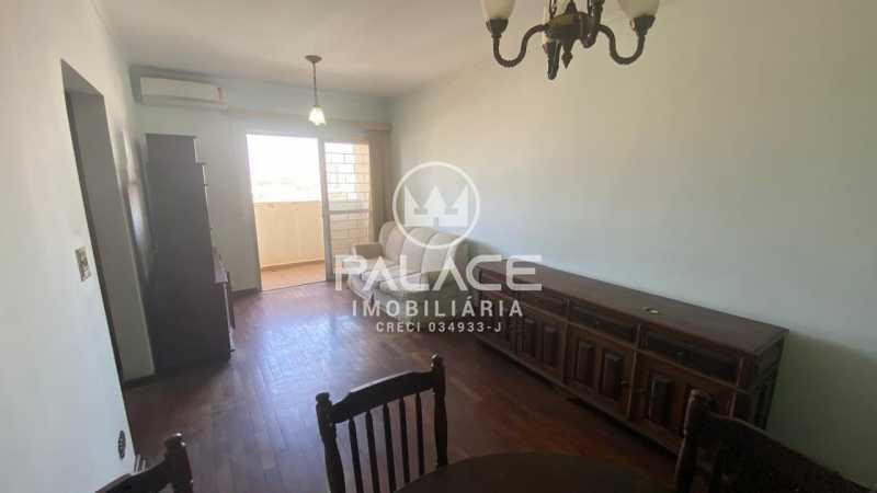 Apartamento à venda com 2 quartos, 77m² - Foto 4