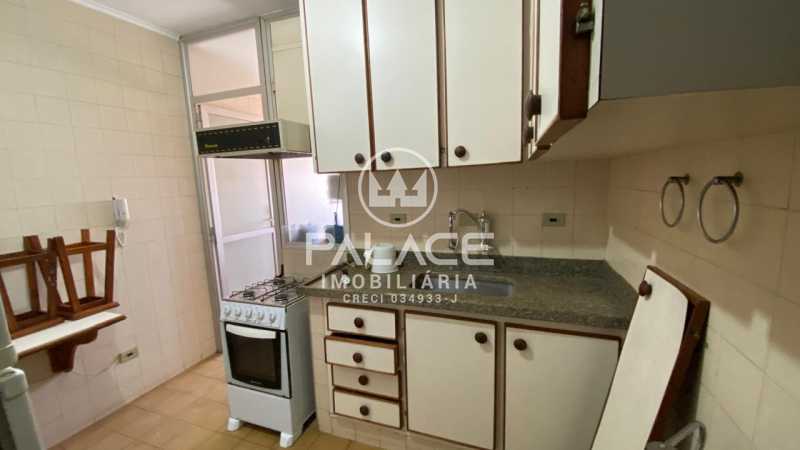 Apartamento à venda com 2 quartos, 77m² - Foto 18