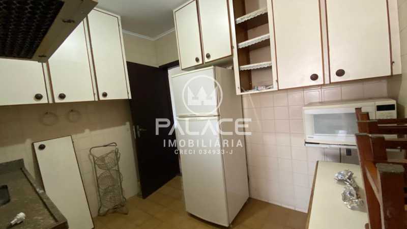 Apartamento à venda com 2 quartos, 77m² - Foto 19