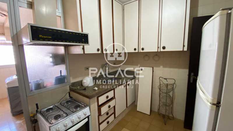 Apartamento à venda com 2 quartos, 77m² - Foto 21