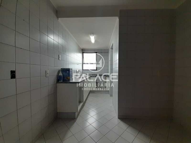 Apartamento à venda com 2 quartos, 72m² - Foto 6