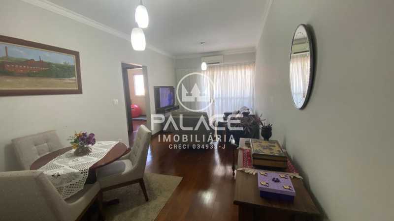 Apartamento à venda com 2 quartos, 77m² - Foto 2