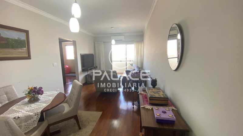 Apartamento à venda com 2 quartos, 77m² - Foto 4