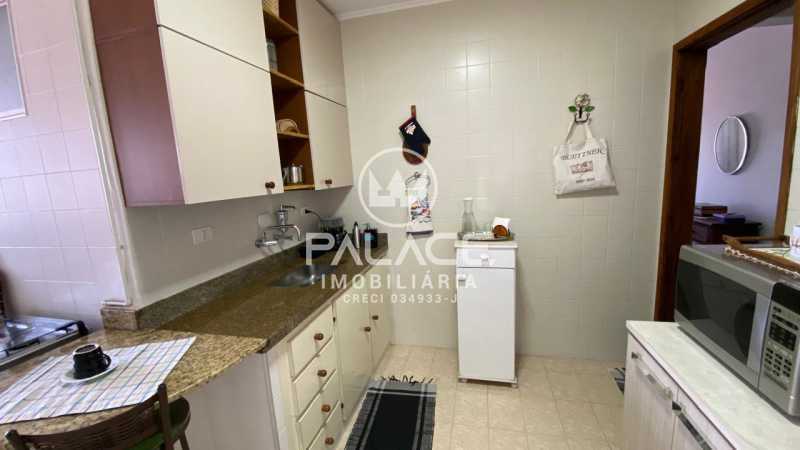 Apartamento à venda com 2 quartos, 77m² - Foto 18