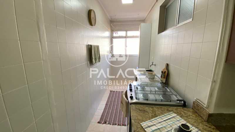 Apartamento à venda com 2 quartos, 77m² - Foto 19