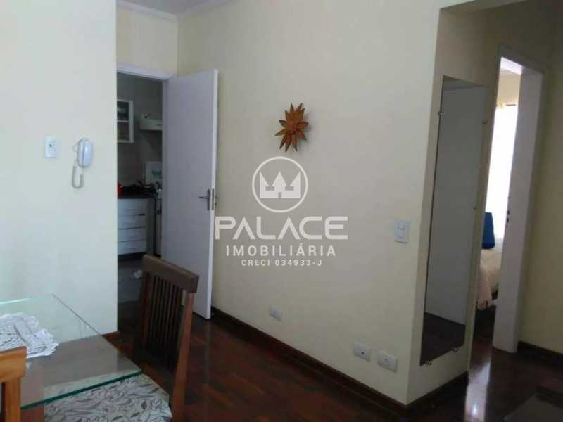 Apartamento à venda com 2 quartos, 62m² - Foto 13