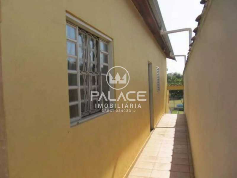 Casa à venda com 2 quartos, 156m² - Foto 14