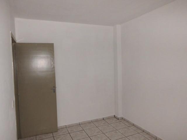 Apartamento à venda com 2 quartos, 60m² - Foto 9