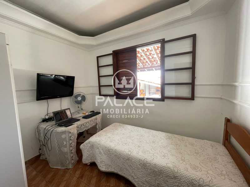 Casa de Condomínio à venda com 4 quartos, 242m² - Foto 10