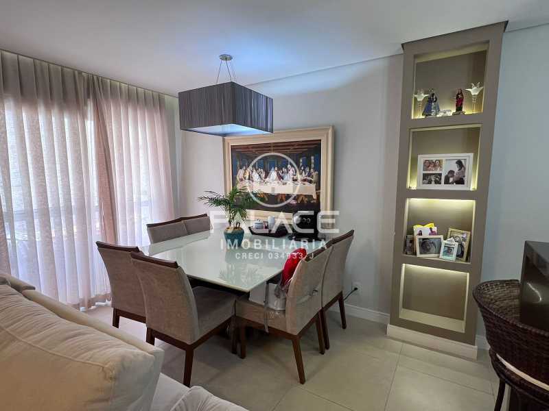 Apartamento à venda com 2 quartos, 64m² - Foto 2