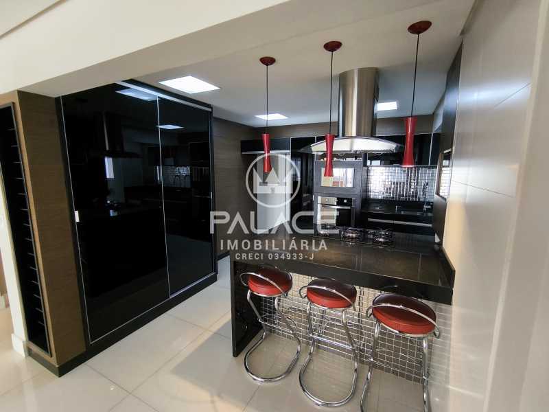 Apartamento à venda com 3 quartos, 151m² - Foto 1