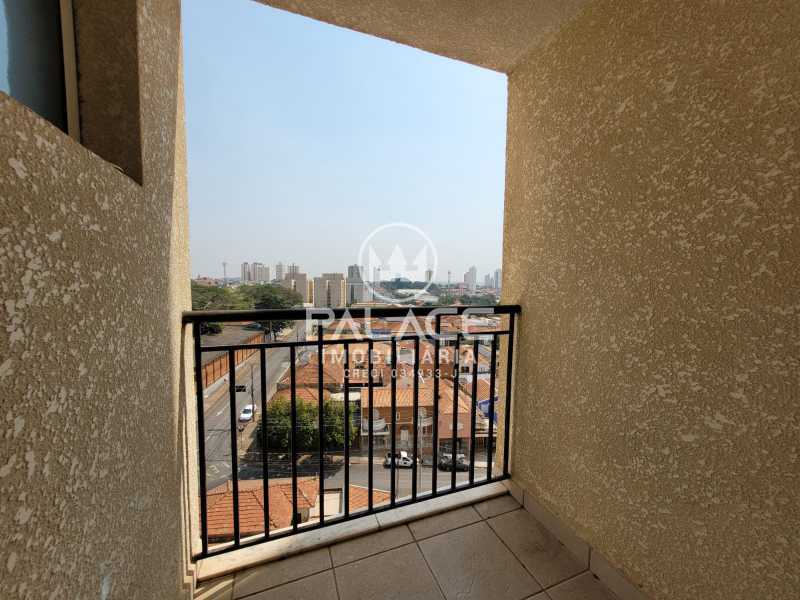 Apartamento para alugar com 2 quartos, 63m² - Foto 17