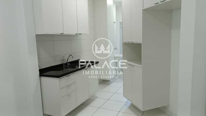 Apartamento para alugar com 2 quartos, 110m² - Foto 3