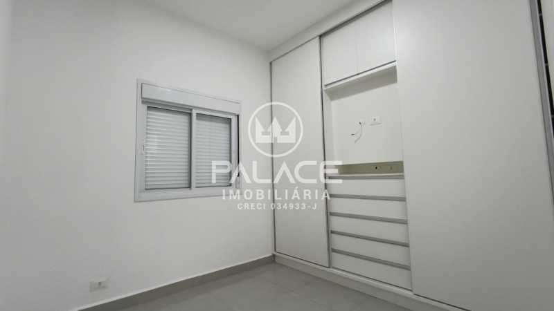 Apartamento para alugar com 2 quartos, 110m² - Foto 12