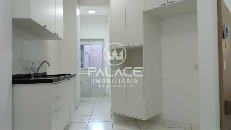 Apartamento para alugar com 2 quartos, 110m² - Foto 19