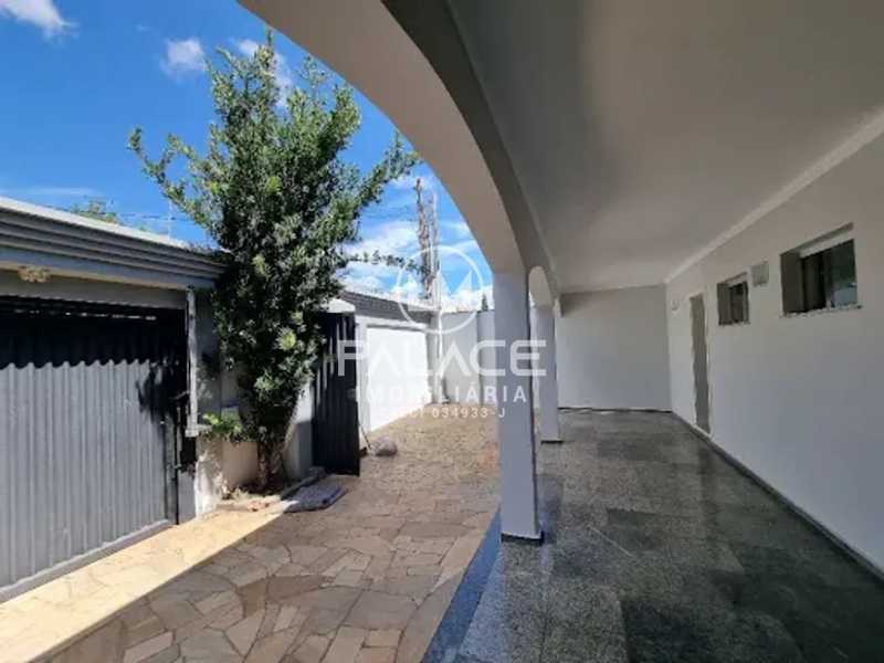 Casa à venda com 3 quartos, 230m² - Foto 5