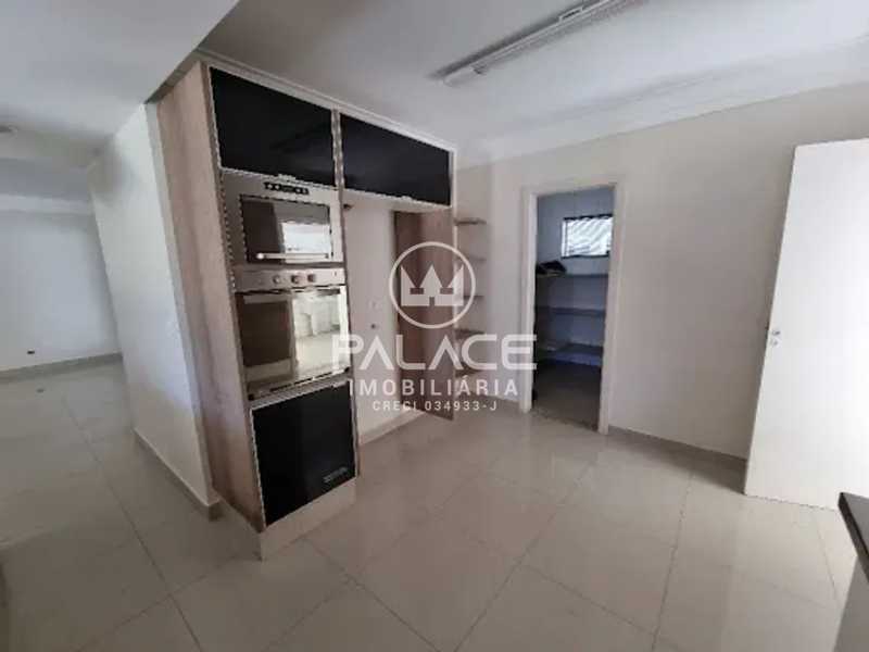 Casa à venda com 3 quartos, 230m² - Foto 17