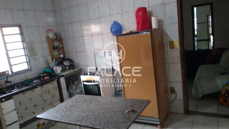Casa à venda com 4 quartos, 150m² - Foto 5