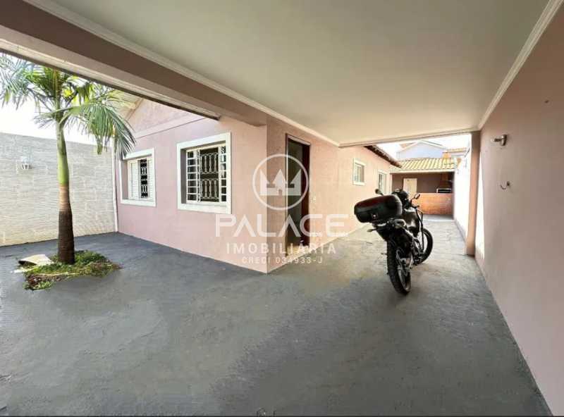 Casa à venda com 3 quartos, 260m² - Foto 1