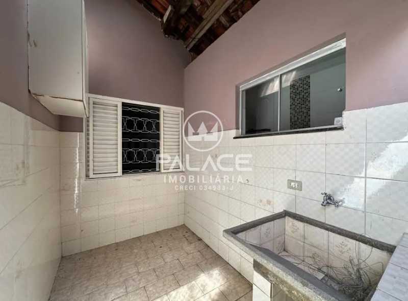 Casa à venda com 3 quartos, 260m² - Foto 8