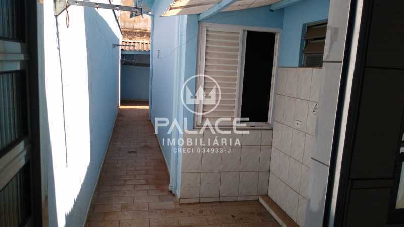 Casa à venda com 2 quartos, 110m² - Foto 18