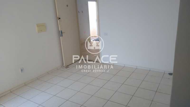 Apartamento à venda com 2 quartos, 45m² - Foto 2