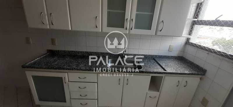 Apartamento à venda com 2 quartos, 72m² - Foto 9