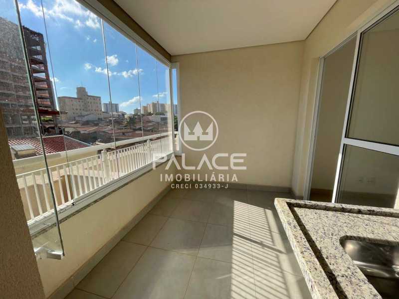 Apartamento à venda com 3 quartos, 108m² - Foto 3