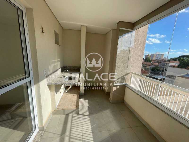 Apartamento à venda com 3 quartos, 108m² - Foto 4