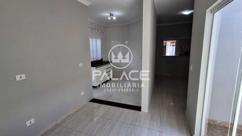 Casa à venda com 2 quartos, 150m² - Foto 8